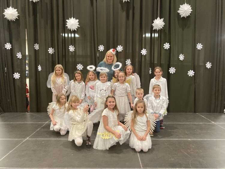 received_2016858485380756