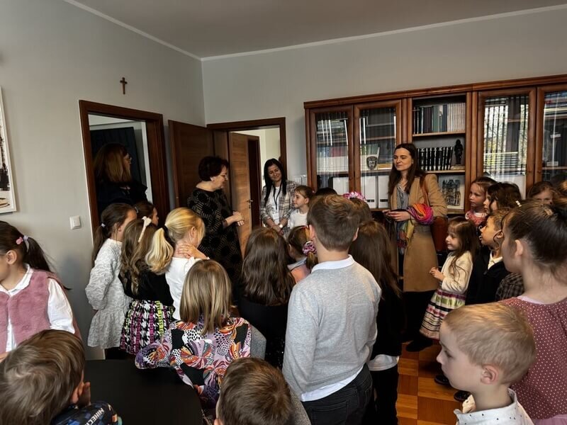 Messenger_creation_27d619ec-f331-494a-8a73-1cd6f395cdee_Easy-Resize.com (1)