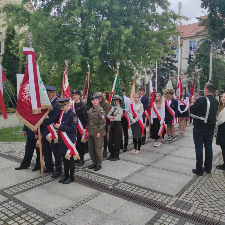 1717507875398 [1600x1200]