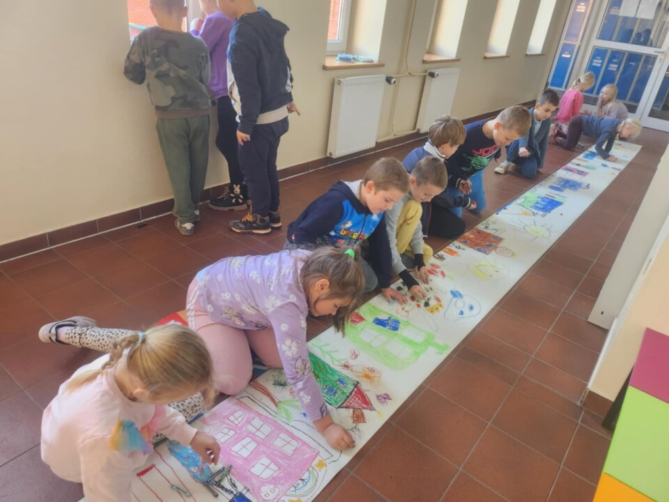 683f85b0-eefb-4b21-ba51-eb816bd539b2 [1600x1200]