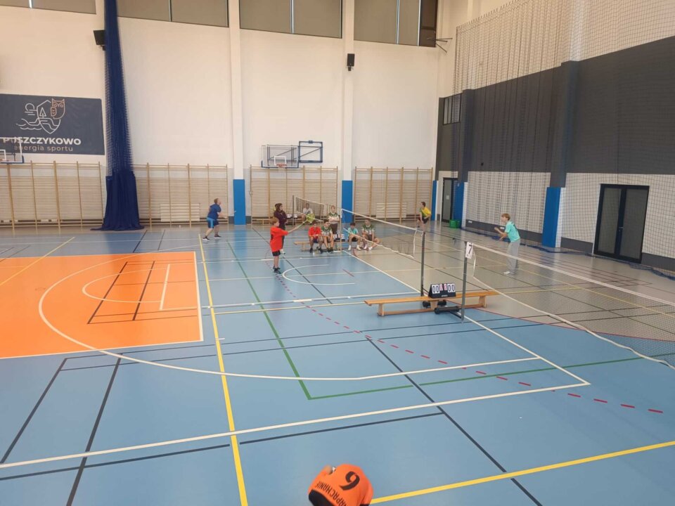 Badminton4